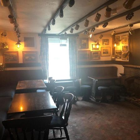 The Top House Inn Lizard Exterior photo